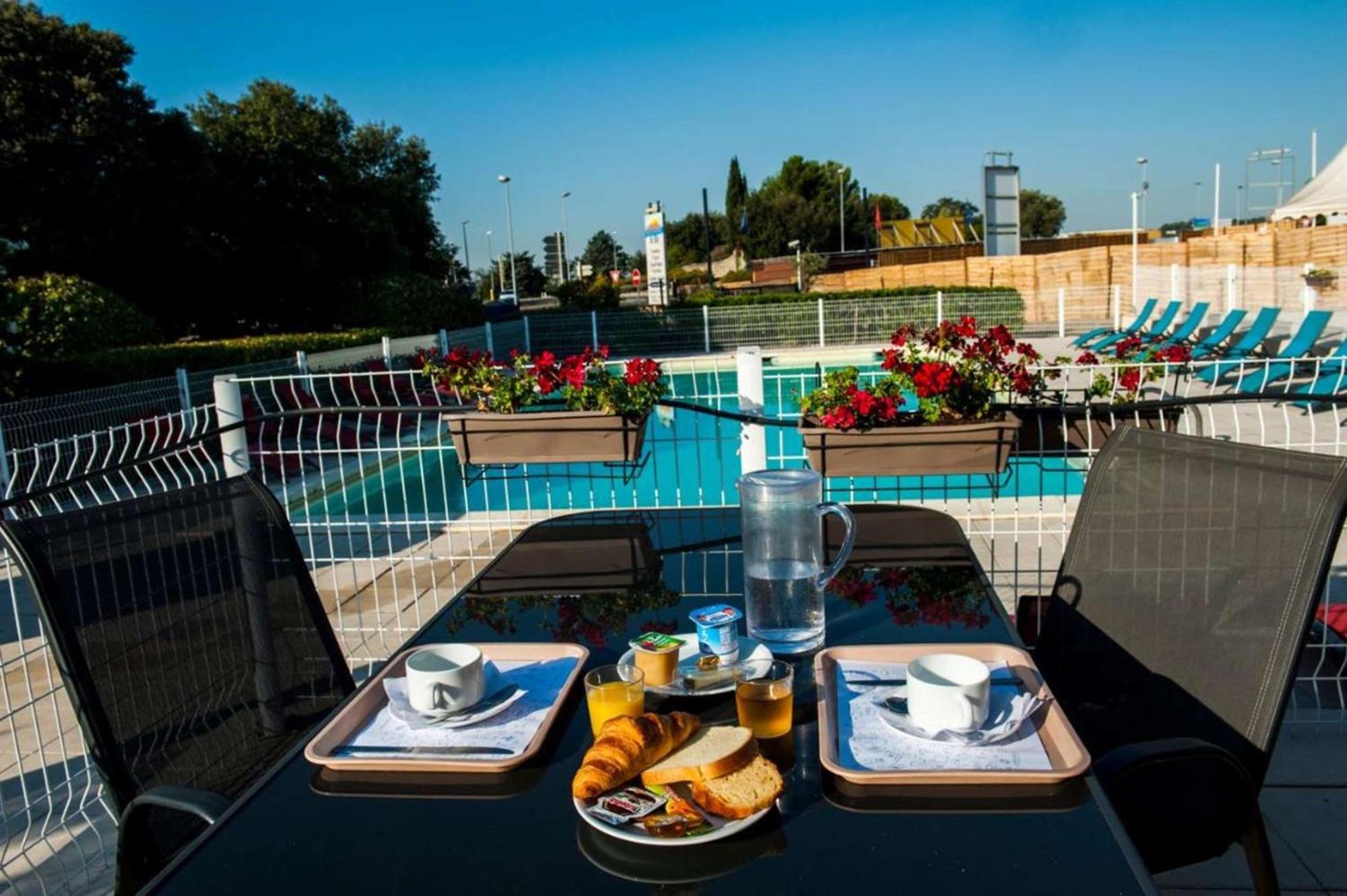 Sure Hotel By Best Western Nimes Est Bagian luar foto
