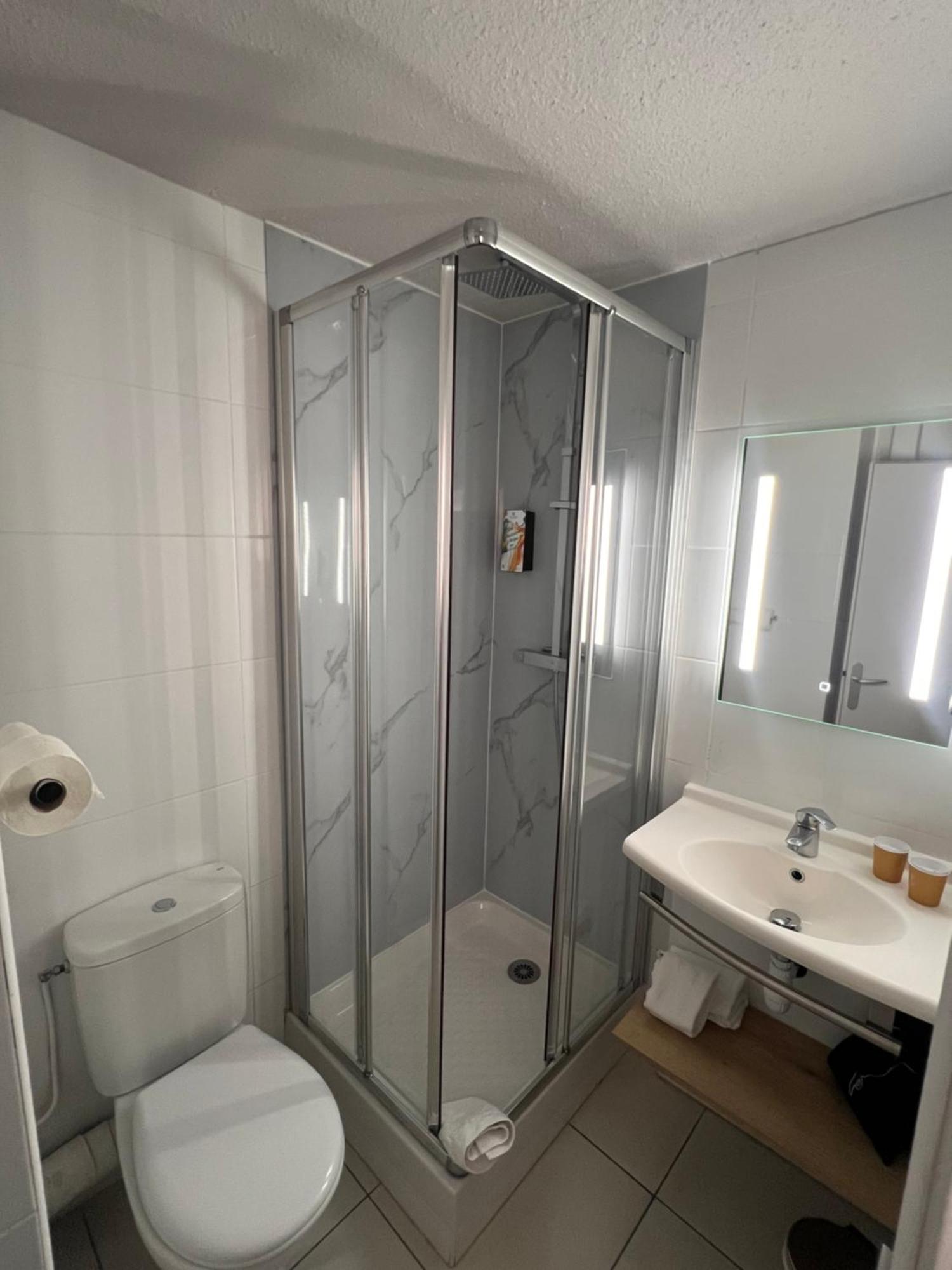 Sure Hotel By Best Western Nimes Est Bagian luar foto