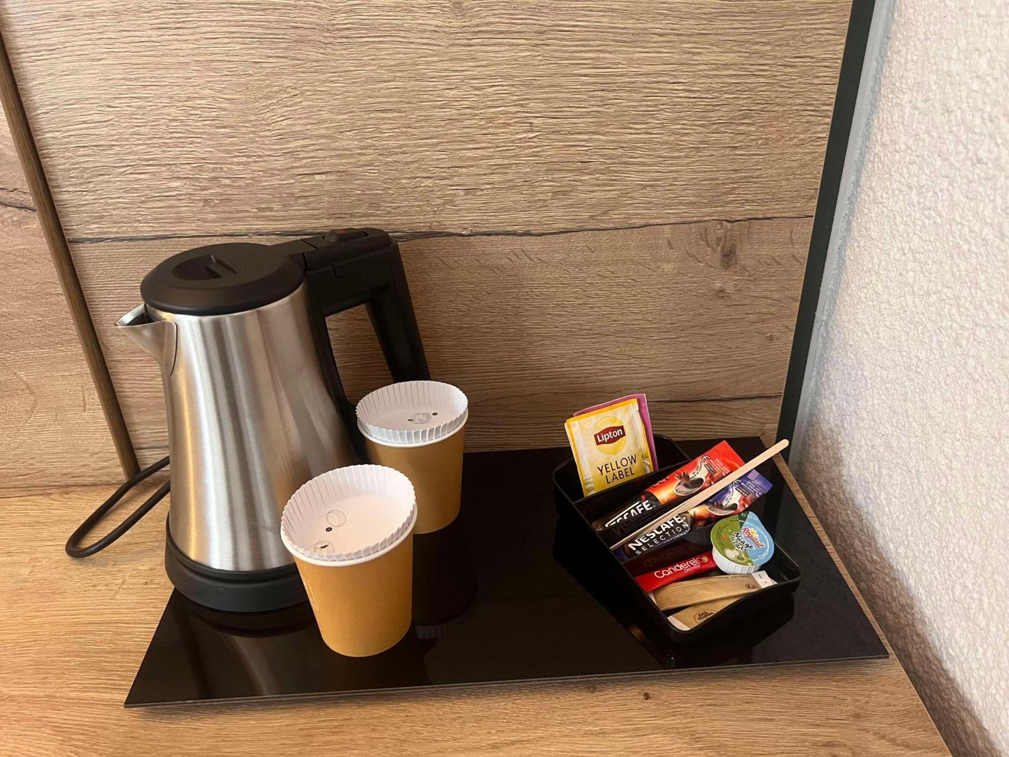 Sure Hotel By Best Western Nimes Est Bagian luar foto
