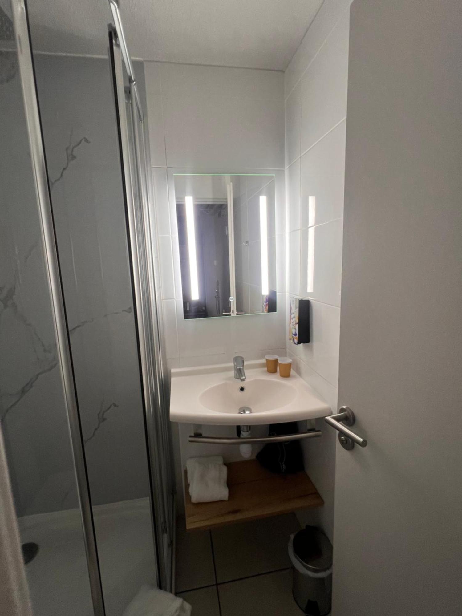 Sure Hotel By Best Western Nimes Est Bagian luar foto